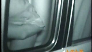 उष्ण गोरे चिक तिच्या किंकी मित्रासोबत बेडरुममध्ये हार्ड चदते