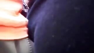 वेश्या बायको तरुण शेजारी तृप्त होते